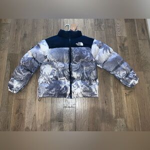 SUPREMExNORTH FACE puffer jacket collab Size MEDIUM BRAND NEW NEVER WORN